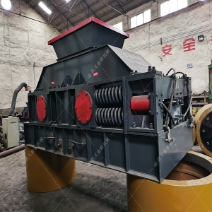 800x600型單臺(tái)對(duì)輥破碎機(jī)發(fā)貨 發(fā)往廣西 